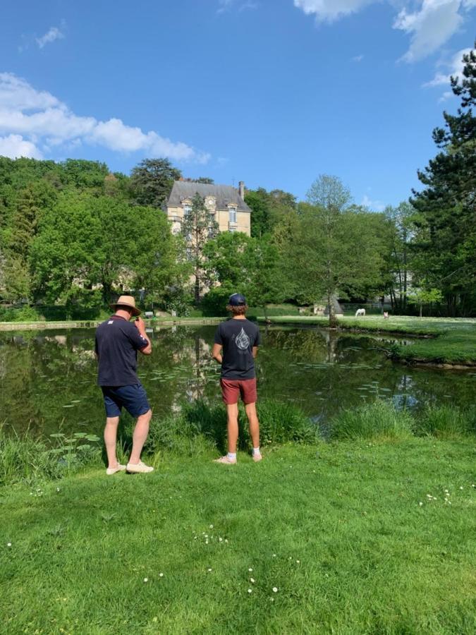 Gite Familial Chateau La Roche Racan Saint-Paterne-Racan Exteriör bild
